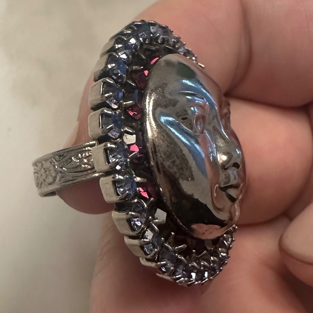 Danny Pollak - Silver Plated Amethyst & Violet Crystal Sun Face Statement Ring - Picture 4 of 16